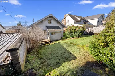 431 Chinook Ave, Astoria, OR 97103 - Photo 24