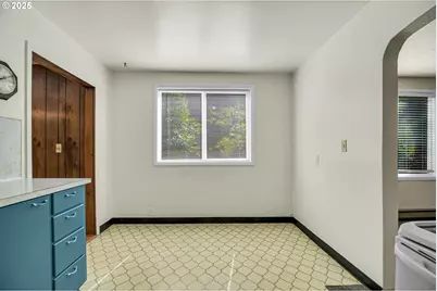 328 N 15th Ave, Cornelius, OR 97113 - Photo 10