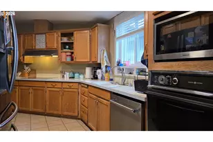 30540 Priceboro Dr, Harrisburg, OR 97446 - Photo 8