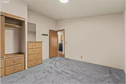 39100 NW Pacific Hwy, Woodland, WA 98674 - Photo 10