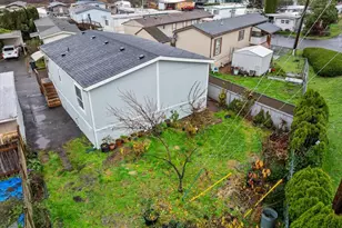 39100 NW Pacific Hwy, Woodland, WA 98674 - Photo 16