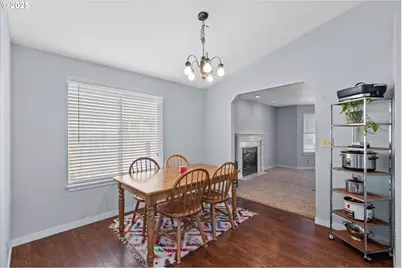 12313 NE 41st St, Vancouver, WA 98682 - Photo 6