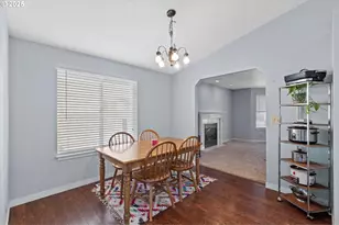 12313 NE 41st St, Vancouver, WA 98682 - Photo 6