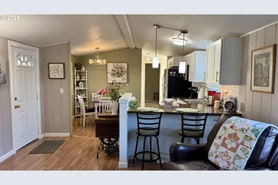 1103 N Springbrook Rd #6, Newberg, OR 97132 - Photo 8