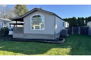 1103 N Springbrook Rd, Newberg, OR 97132 - Photo 2