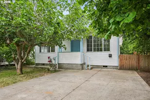 4915 SE 61st Ave, Portland, OR 97206 - Photo 2