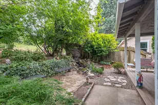 609 Van Buren St, Oregon City, OR 97045 - Photo 28