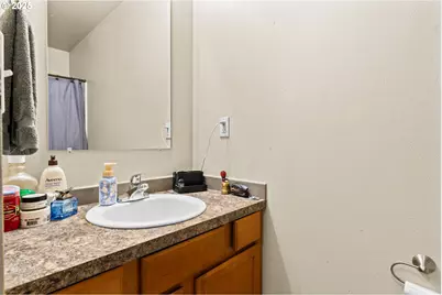 1010 NE Malheur Ave, Roseburg, OR 97470 - Photo 22