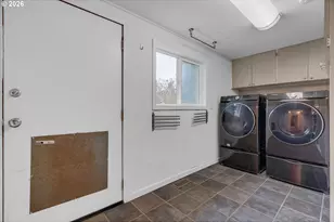 9747 N Smith St, Portland, OR 97203 - Photo 16