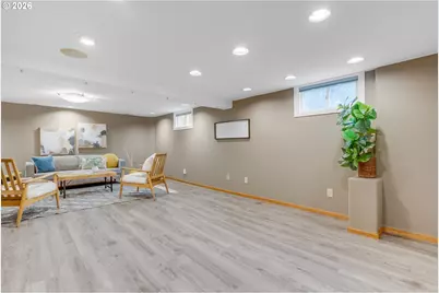 9747 N Smith St, Portland, OR 97203 - Photo 28