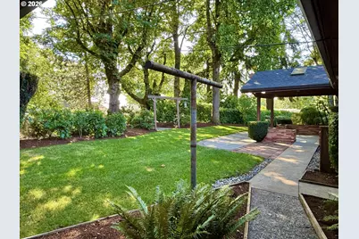 3104 E McLoughlin Blvd, Vancouver, WA 98661 - Photo 42