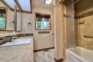 3104 E McLoughlin Blvd, Vancouver, WA 98661 - Photo 24
