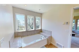 95030 Pacific Vis Dr, Gold Beach, OR 97444 - Photo 26