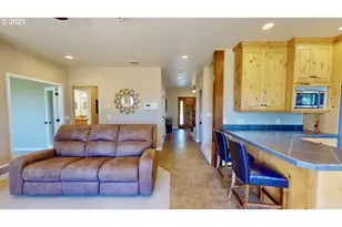 95030 Pacific Vis Dr, Gold Beach, OR 97444 - Photo 18