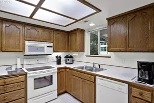 2191 Willow St, Florence, OR 97439 - Photo 14