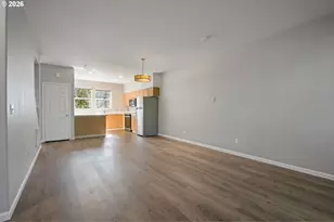 10465 SW Cougar Ln, Beaverton, OR 97003 - Photo 6