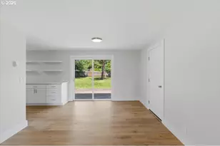 1444 Menlo Loop, Springfield, OR 97477 - Photo 14