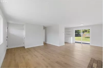 1444 Menlo Loop, Springfield, OR 97477 - Photo 6