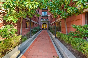 1829 NW Lovejoy St, Portland, OR 97209 - Photo 2