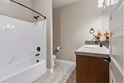 1335 S Larch St, Canby, OR 97013 - Photo 6