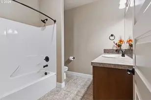 1335 S Larch St, Canby, OR 97013 - Photo 6