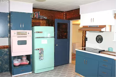 710 Broadway St, Baker City, OR 97814 - Photo 4