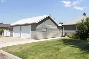 710 Broadway St, Baker City, OR 97814 - Photo 30