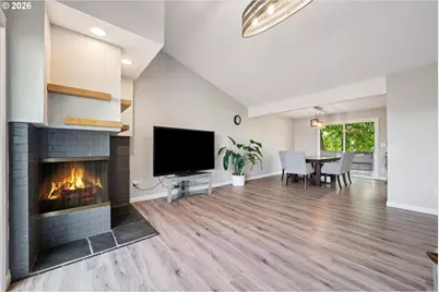 14622 NE Rose Pkwy, Portland, OR 97230 - Photo 4