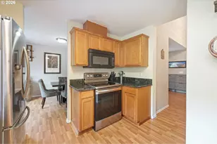 7502 SW Applegate Dr, Beaverton, OR 97007 - Photo 14