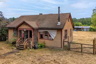 54330 Freeman Rd, Scappoose, OR 97056 - Photo 2