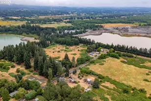 54330 Freeman Rd, Scappoose, OR 97056 - Photo 16