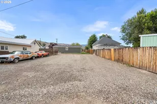 2540 11th St, Baker City, OR 97814 - Photo 18