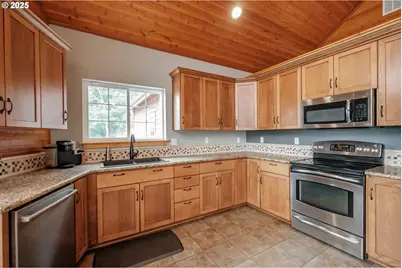 29109 Brownsville Rd, Brownsville, OR 97327 - Photo 6