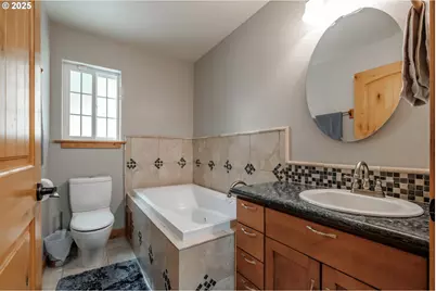 29109 Brownsville Rd, Brownsville, OR 97327 - Photo 20