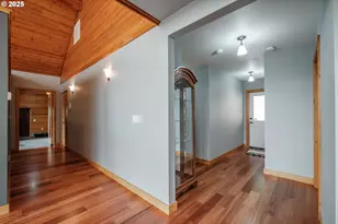 29109 Brownsville Rd, Brownsville, OR 97327 - Photo 12