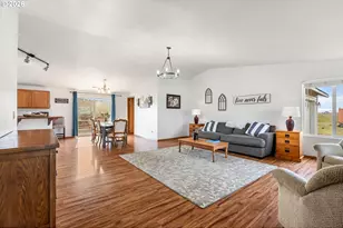 100 Grace Wy, Goldendale, WA 98620 - Photo 6