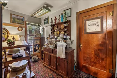 234 S Canyon Blvd, John Day, OR 97845 - Photo 8