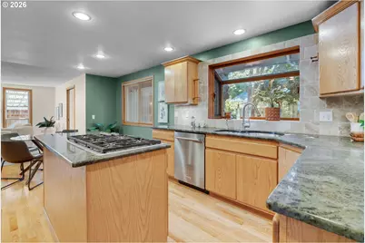 19500 SW Alderwood Ct, Beaverton, OR 97003 - Photo 16