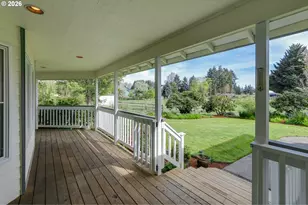 28015 Crossley Ln, Eugene, OR 97402 - Photo 10