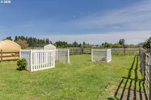 28015 Crossley Ln, Eugene, OR 97402 - Photo 18