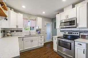 561 18th Ave, Longview, WA 98632 - Photo 10