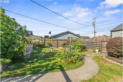 561 18th Ave, Longview, WA 98632 - Photo 24