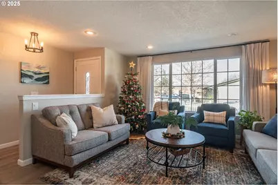 132 Aspen Ct, Roseburg, OR 97471 - Photo 4