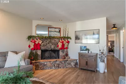 132 Aspen Ct, Roseburg, OR 97471 - Photo 6