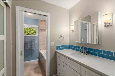 9 Bernini Ct, Lake Oswego, OR 97035 - Photo 20