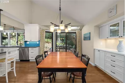 9 Bernini Ct, Lake Oswego, OR 97035 - Photo 18