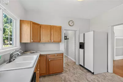 5214 SE 62nd Ave, Portland, OR 97206 - Photo 16