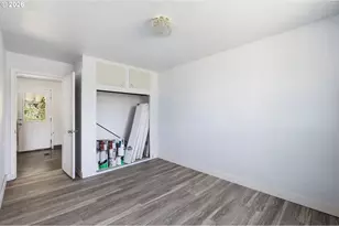 5135 C St, Springfield, OR 97478 - Photo 14