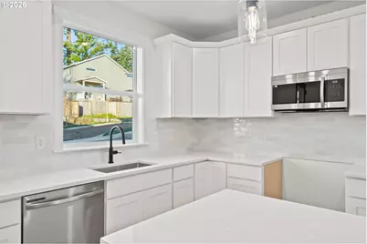 5036 SE Harrison St, Milwaukie, OR 97222 - Photo 4