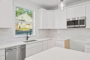 5036 SE Harrison St, Milwaukie, OR 97222 - Photo 4